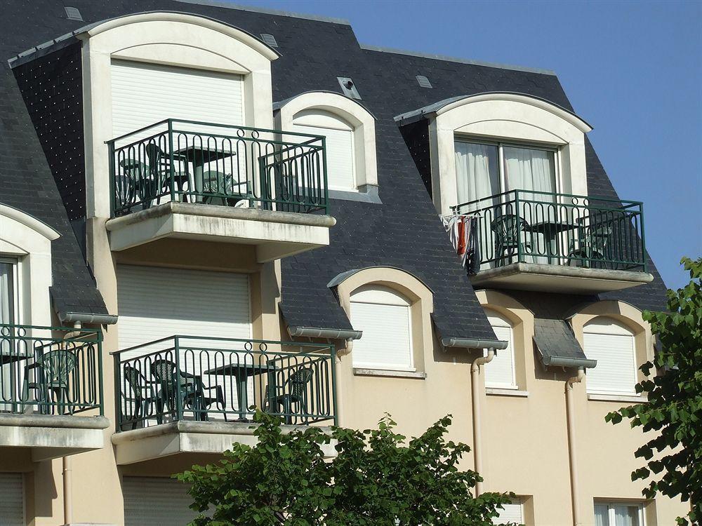 Montaigu Aparthotel Cabourg Bagian luar foto